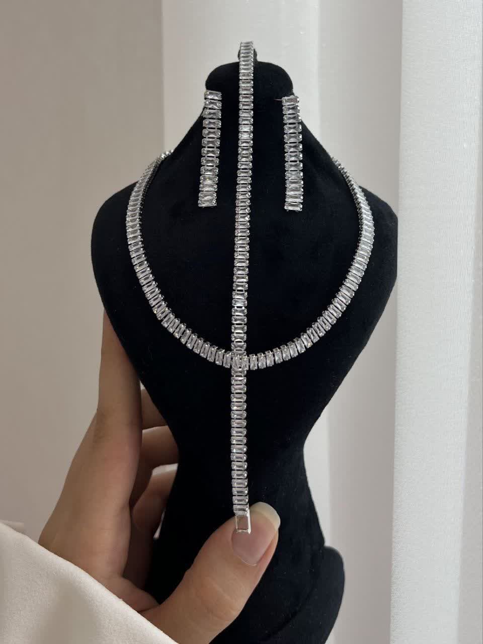 ست جواهری تنیسی